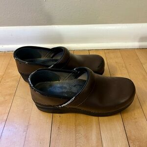 Dansko Professional Brown Leather Clogs – Well-Loved, Still Lots of Life